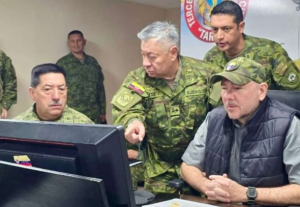 Más de 1.500 efectivos militares del Bloque de Seguridad fueron desplegados en Azuay para ejecutar una operación de alto impacto contra la minería ilegal, que dejó bocaminas destruidas y campamentos desmantelados.