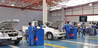 Con el objetivo de mejorar la atención a los ciudadanos y optimizar los procesos de control vehicular, el Gobierno Autónomo Descentralizado Municipal de Penipe (GADM Penipe) anunció que el servicio de Revisión Técnica Vehicular (RTV) ahora también atenderá los días sábados, en horario de 08h00 a 15h00. Esta medida beneficiará a los conductores que, por motivos laborales o personales, no pueden acudir durante la semana.