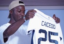 Moisés Caicedo perdió una apuesta por la eliminación de Liga Ni el brillo de la Premier League ni la distancia desde Londres lograron apartar a Moisés Caicedo de su amor por el fútbol ecuatoriano. El mediocampista del Chelsea, uno de los mejores del mundo en su posición, volvió a demostrar su cercanía con Liga Deportiva Universitaria de Quito, el club de sus amores.