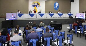 Este viernes 21 de noviembre, el Pleno del Consejo Nacional Electoral (CNE) instaló la Audiencia Pública Nacional de Escrutinio del Referéndum y Consulta Popular 2025, para conocer las actas de escrutinio levantadas por las Juntas Provinciales Electorales y Especial del Exterior.