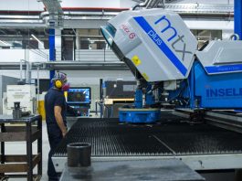 En un entorno industrial que exige operaciones más eficientes, sostenibles y adaptadas al futuro, INSELEC Cía. Ltda. reafirma su compromiso con la transformación del sector a través de tecnologías que integran innovación, automatización y principios de economía circular, aportando a una industria más competitiva y responsable con el ambiente.