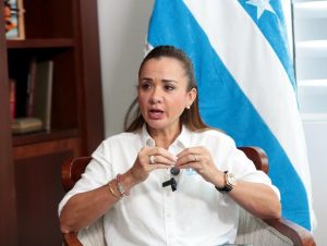 El 4 de diciembre de 2025, el buró político del movimiento Revolución Ciudadana emitió un pronunciamiento en el que hace un llamado claro: quienes ya no se sientan identificados con los principios del grupo deben desafiliarse voluntariamente. 