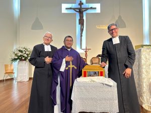 El lunes 08 de diciembre del 2025 a partir de las 17 H00, la Unidad Educativa “La Salle” de Riobamba, organizará la peregrinación de fe católica, misma que partirá desde la Plaza Alfaro y recorrerá la calle 10 de Agosto, con motivo de la llegada de las Reliquias del Santo Hno. Miguel a nuestra ciudad.