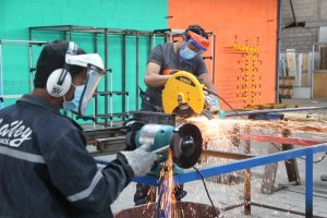 La Corporación Financiera Nacional B.P. (CFN) recibió la aprobación de más de USD 200 millones en financiamiento por parte del Banco Interamericano de Desarrollo (BID). Estos recursos permitirán ampliar el acceso al crédito mediante la banca de segundo piso para miles de pequeñas y medianas empresas (PYMES) que fortalecerá el crecimiento de los negocios ecuatorianos.