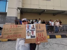 Un Tribunal de Garantías Penales dictó este lunes sentencias de prisión contra 17 miembros de las Fuerzas Armadas relacionados con la desaparición forzada de cuatro menores de edad, en un caso que conmocionó al país y sacudió el debate sobre derechos humanos en Ecuador.