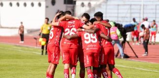 El Tribunal de Apelaciones de la Federación Ecuatoriana de Fútbol (FEF) ratificó la sanción de seis puntos contra El Nacional y, con ello, confirmó el descenso a la Serie B para 2026. Una caída que no sorprende por una institución que lleva años caminando al borde del colapso.