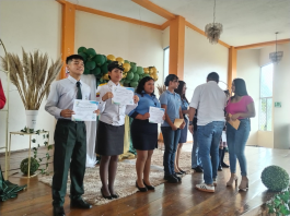 Con motivo de las fiestas por el 59 aniversario de parroquialización de Shell, el GAD parroquial y la Unidad Educativa Cristóbal Colón organizaron el concurso provincial de oratoria: Shell pasado, presente y futuro. Finalizadas las intervenciones, el Jurado Calificador dio como ganador a Manolo Rodríguez Carrera de la U.E. Doce de Mayo.
