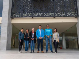 La ciudad de Riobamba comenzó oficialmente la ejecución del proyecto Casa del Bienestar, una iniciativa respaldada por el Fondo de las Naciones Unidas para la Infancia (UNICEF), que destina 260 mil dólares en infraestructura, equipamiento y mobiliario para fortalecer los servicios sociales dirigidos a adultos mayores, niños, niñas y adolescentes. La intervención inició en el sector de las calles Pedro de Alvarado y 24 de Mayo.