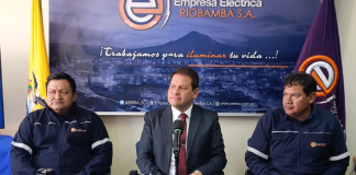 La Empresa Eléctrica Riobamba S.A. (EERSA) presentó este martes 9 de diciembre, los detalles del tradicional Encendido Navideño, que se realizará el viernes 12 de diciembre a las 18h30 en el Parque Sucre, con una puesta en escena que combina arte, tradición y un despliegue técnico que se prepara durante meses.