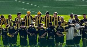 La situación económica e institucional de Barcelona Sporting Club atraviesa uno de sus momentos más críticos de la temporada. Los jugadores del primer plantel decidieron no presentarse a los entrenamientos como medida de protesta ante el reiterado incumplimiento en el pago de sus salarios y primas, una problemática que, según denuncian, se arrastra desde hace varios meses.