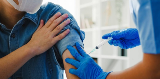 La variante de influenza A(H3N2), conocida como subclado K, ya circula en América Latina y genera preocupación por su alta capacidad de transmisión. Especialistas advierten que su llegada al país sería inminente, mientras persisten dudas sobre la capacidad real de respuesta del sistema de salud.