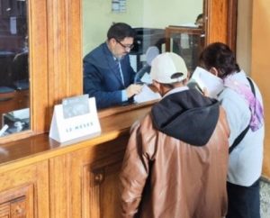 El Municipio de Riobamba informó a la ciudadanía sobre la implementación de descuentos, facilidades de pago y la habilitación de varios puntos de recaudación para el cumplimiento de los tributos municipales, entre ellos el Impuesto Predial, la Contribución Especial de Mejoras y las Patentes.
