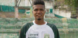 La tarde de este jueves 25 de diciembre, un ataque armado registrado en el barrio 12 de Junio, en Esmeraldas, dejó tres personas fallecidas, entre ellas el futbolista universitario Héctor Stiven Montaño Angulo, de 22 años.