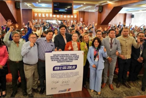 Con el objetivo de fortalecer la seguridad hídrica y promover el desarrollo productivo en la provincia de Chimborazo, el viceministro de Agua, Freddy Muñoz, entregó la viabilidad técnica para el Estudio de Factibilidad y Diseño Definitivo del Sistema de Riego Chambo – Guano – Los Chingazos (JURECH), un proyecto estratégico que prevé una inversión superior a los 2,1 millones de dólares.
