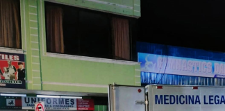 Un hecho que mantiene en alerta a las autoridades se registró la tarde del 2 de diciembre, en un edificio ubicado en las calles Primera Constituyente y Loja, en Riobamba. Una joven de 23 años fue encontrada sin vida en su domicilio, según confirmaron unidades policiales que atendieron la emergencia.