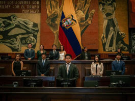 La Primera Simulación de Asamblea Parlamentaria Juvenil, un ejercicio académico y democrático reunió a estudiantes universitarios de la Unach, Uniandes y Espoch con el objetivo de fortalecer la formación cívica y el liderazgo joven.
