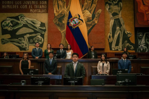 La Primera Simulación de Asamblea Parlamentaria Juvenil, un ejercicio académico y democrático reunió a estudiantes universitarios de la Unach, Uniandes y Espoch con el objetivo de fortalecer la formación cívica y el liderazgo joven.