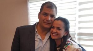 El correísmo sigue atravesando sus horas más críticas en Ecuador, y este 2 de diciembre se encendió la disputa entre la prefecta del Guayas, Marcela Aguiñaga, y el expresidente y líder de la Revolución Ciudadana (RC), Rafael Correa.