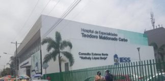 A menos de un mes de iniciado el proceso de contratación, el hospital Teodoro Maldonado Carbo del IESS, en Guayaquil, recibió las primeras críticas dentro del concurso para elegir al proveedor del servicio de limpieza de sus áreas médicas, por un monto de USD 2,3 millones.