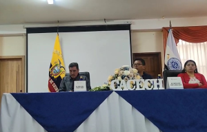 La Cooperativa de Ahorro y Crédito Educadores de Chimborazo (CACECH) realizó este sábado 13 de diciembre de 2025 el lanzamiento oficial de la Promoción Socios 2025, un evento que, más allá de la entrega de productos, simboliza el compromiso institucional con la transparencia, la confianza y el trabajo conjunto en beneficio de más de 4.000 socios.