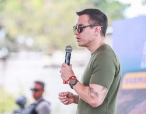 El Pleno de la Asamblea Nacional fue convocado para conocer y resolver la solicitud de licencia presentada por el presidente de la República, Daniel Noboa, quien pidió autorización para ausentarse temporalmente del cargo por motivos de carácter personal.