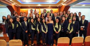 Con una sesión solemne conmemorativa se dio inicio a las actividades previas en honor a los 115 años del natalicio de Misael Acosta Solís, patrono institucional, en un acto que resaltó su legado académico, científico y humanista, así como la vigencia de su pensamiento en la formación y el quehacer institucional.