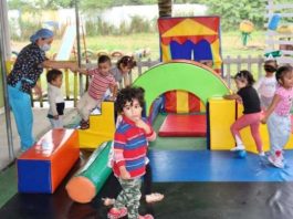 En el marco del “Festival Abrazando Sueños”, realizado en el Centro Cívico “Eloy Alfaro”, el presidente Daniel Noboa anunció la repotenciación de 25 Centros de Desarrollo Infantil (CDI) en seis provincias del país, con una inversión superior a USD 1 millón.