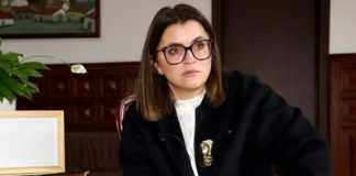 La vicepresidenta de la República, María José Pinto, aseguró que el Gobierno prevé superar la crisis de abastecimiento de medicamentos en el sistema público de salud durante el primer trimestre de 2026. La funcionaria calificó este problema como una de las principales preocupaciones ciudadanas y lo ubicó entre las prioridades de la actual gestión sanitaria.