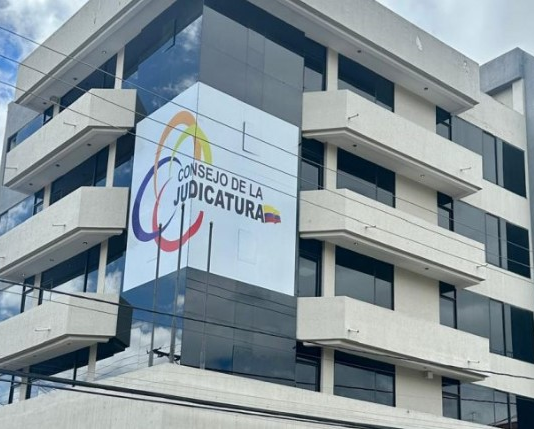 Del 23 de diciembre de 2025 al 6 de enero de 2026, las y los servidores judiciales de la Sierra y la Amazonía cumplirán el receso judicial, conforme a lo dispuesto en el artículo 96 del Código Orgánico de la Función Judicial (COFJ) y su Ley Orgánica Reformatoria, informó la Función Judicial.