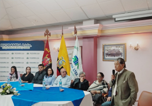 Este 4 de diciembre se llevó a cabo un encuentro especial en la oficina matriz de la Cooperativa Riobamba Ltda., donde Pedro Morales, gerente general y representantes de Inovancci México compartieron su visión sobre el fortalecimiento del movimiento cooperativo y destacaron la trayectoria de Morales en este sector. 