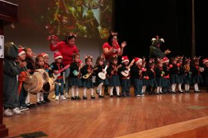 Este 18 de diciembre, desde las 09h00, el Teatro León fue el escenario del evento navideño de los Centros de Desarrollo Infantil Wawa Wasi, iniciativa impulsada por la Dirección de Desarrollo Social y Humano del Municipio de Riobamba.