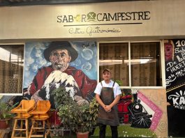 Desde el 4 de septiembre de 2017, el restaurante Sabor Campestre se ha consolidado como un referente de la gastronomía tradicional ecuatoriana. Fundado por la familia Villa, este proyecto nació como un sueño familiar que hoy se proyecta no solo en la ciudad de Riobamba, sino también a nivel nacional, destacándose por su apuesta por los sabores auténticos y las técnicas ancestrales de cocción.