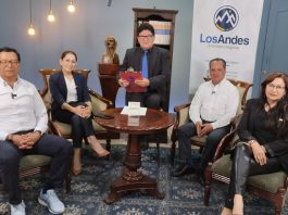 El miércoles 14 de enero del 2026 a partir de las 19H30, los candidatos a las principales autoridades de la ESPOCH, que forman parte del Frente Amplio Politécnico Lista A, participaron del programa “Diálogo Abierto”, iniciativa informativa de Diario Regional Los Andes, con el propósito de dar a conocer a la ciudadanía su Plan de Trabajo que beneficiará a la comunidad politécnica de Chimborazo.