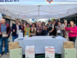 El sistema ECU-911 Riobamba amplió su red de videovigilancia con la incorporación de dos nuevas cámaras, entregadas por los moradores del barrio Bolívar Chiriboga – El Prado, este 7 de enero, como parte de una iniciativa comunitaria orientada a fortalecer la seguridad y la prevención en este sector de la ciudad.