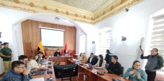 Un error técnico involuntario en el sistema de cálculo del impuesto predial rural provocó el cobro excesivo a decenas de contribuyentes de varias parroquias rurales de Riobamba, situación que llevó al Municipio a adoptar medidas inmediatas para corregir el inconveniente y garantizar la devolución de los valores pagados en exceso.