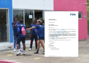 El Centro Deportivo Olmedo atraviesa un nuevo y complejo episodio institucional luego de que la FIFA impusiera una sanción que le prohíbe inscribir nuevos jugadores, debido al incumplimiento de una obligación económica con su exdirector técnico, Jesús Acaíñas. La medida, comunicada oficialmente, representa un duro golpe para el histórico club riobambeño y agrava su ya delicada situación deportiva y administrativa.