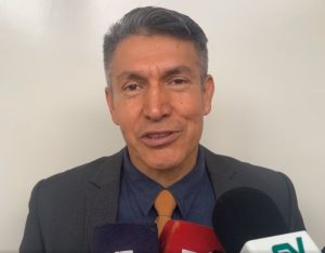 El juez competente resolvió diferir para el próximo 6 de febrero la audiencia de la acción de protección presentada por el Gobierno Provincial de Pastaza, relacionada con la expropiación del terreno donde el Municipio proyecta la construcción de un edificio multifuncional que incluiría un teatro, un auditorio y un parqueadero.