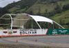 Prefectura de Bolívar avanza en la culminación de la cubierta en el Lago Las Cochas La Prefectura de Bolívar continúa ejecutando de manera sostenida y articulada con la comunidad la obra de la cubierta de tensomembrana en el Lago Las Cochas, un espacio emblemático de la provincia que busca consolidarse como un punto estratégico para el turismo local y el bienestar ciudadano.