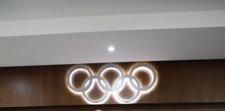 El deporte ecuatoriano atraviesa un momento vulnerable por una crisis institucional que amenaza con retrasar procesos que afectaría directamente al deporte. En este conflicto intervienen el Comité Olímpico Ecuatoriano (COE) y el Viceministerio del Deporte, enfrentados en una pugna administrativa que ya tiene consecuencias visibles en la preparación, el financiamiento y la estabilidad de los deportistas.