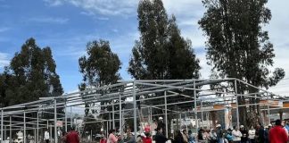 La nueva Plaza de Rastro de Calpi, ubicada en el cantón Riobamba, alcanzaría su operatividad en el mes de marzo, de acuerdo con información oficial del Municipio. La obra registra actualmente un 85 % de avance, lo que confirma que el proyecto se encuentra en su etapa final y próximo a beneficiar a comerciantes y usuarios del sector.