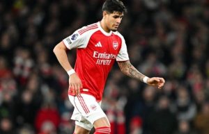 El regreso de Piero Hincapié fue una de las noticias positivas para el Arsenal en el duelo ante el Manchester United, que se jugó el 25 de enero. El defensor ecuatoriano volvió a la titularidad luego de perderse los últimos cuatro partidos por una molestia inguinal, aunque su retorno no pudo evitar la derrota por 3-2 en el Emirates Stadium.