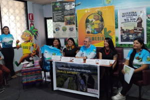 Ante el grave estado de contaminación del río Puyo, principal afluente que atraviesa la ciudad, el Vicariato Apostólico de Puyo presentó oficialmente la campaña “Por los derechos del río Puyo”, bajo el eslogan “Con KARU en la movida el río Puyo cobra vida”. La iniciativa busca generar conciencia ciudadana y exhortar a las autoridades locales y nacionales a ejecutar acciones urgentes para la descontaminación de este importante recurso natural.