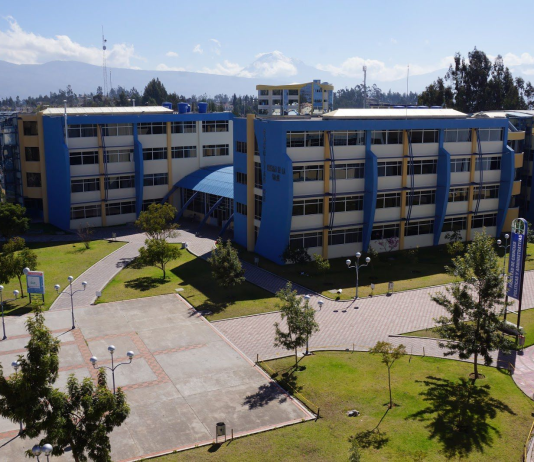 La Universidad Nacional de Chimborazo (UNACH) inició oficialmente el Paso 2 de su proceso de admisión para el periodo académico 2026-1S. Desde 06 al 16 de enero de 2026, los aspirantes deben completar su inscripción en la plataforma institucional, un requisito indispensable para continuar en el sistema y acceder al examen de admisión.