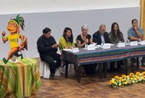 En el marco de la campaña por la defensa de los derechos de la cuenca del río Puyo, se desarrolló un conversatorio ciudadano que concluyó con la firma de un pacto por la recuperación y protección del afluente, ante los alarmantes niveles de contaminación que actualmente afectan a este importante ecosistema amazónico.