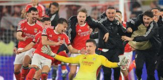 El último partido en bajar el telón de la jornada europea dejó una imagen poco usual, un arquero marcando de cabeza en la última jugada y un Real Madrid, desconcertado, cayendo a una instancia que no estaba en sus planes.