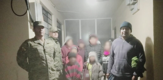 Doce niños fueron rescatados en el cerro Igualata luego de perder la orientación a causa de la densa neblina que cubría el sector del sitio de repetición del mismo nombre. El hecho ocurrió en esta elevación ubicada al sur del cantón Quero, a 4.450 metros sobre el nivel del mar, en el límite provincial entre Tungurahua y Chimborazo, una zona de compleja geografía y condiciones climáticas adversas.