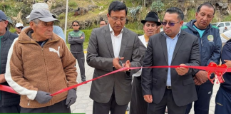 La comunidad de Miraflores, en Guano, cuenta desde este 16 de enero de 2026 con una vía renovada y segura, tras la entrega oficial de los trabajos de mejoramiento vial en el tramo que conecta con la cabecera parroquial de San Andrés, una intervención que impulsa la movilidad y fortalece la economía local.