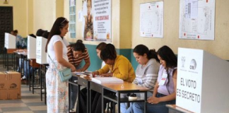 El Consejo Nacional Electoral (CNE) puso en funcionamiento un sistema digital que permite a los ciudadanos actualizar su domicilio electoral de manera rápida, segura y permanente, tanto dentro del país como desde el extranjero, con el objetivo de garantizar un padrón actualizado para los próximos procesos electorales.