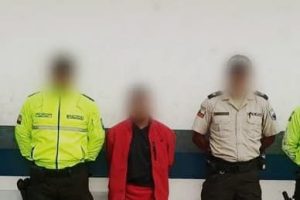 El Tribunal de Garantías Penales sentenció este 27 de enero, a 40 años de privación de libertad a Ángel D. T., de 35 años, tras declararlo culpable del presunto asesinato de un adulto mayor de 75 años, en un hecho ocurrido en el cantón Alausí que causó profunda conmoción en la localidad.