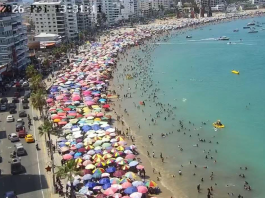 A pesar del clima de tensión generado por episodios de violencia registrados antes y durante el feriado, el sector turístico mostró señales claras de recuperación y dinamismo. Los operativos de control, el refuerzo de patrullajes policiales y militares y una agenda de eventos masivos alentaron a miles de viajeros a movilizarse y disfrutar del asueto, especialmente en la provincia de Manabí, que se convirtió en uno de los principales polos de atracción del país.